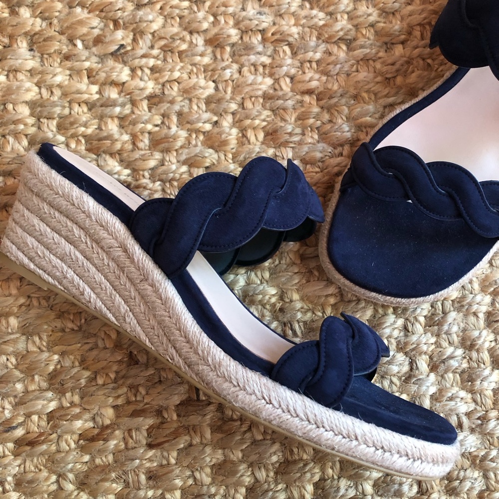 New: Stuart Weitzman Twist Espadrille. Navy Suede. Size 9